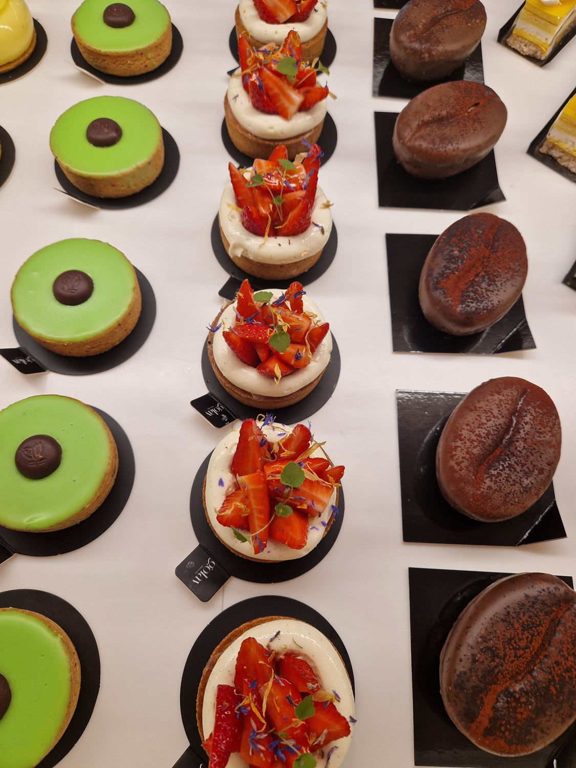 Golay Patisserie 14